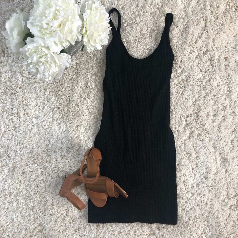 Guess body con dress